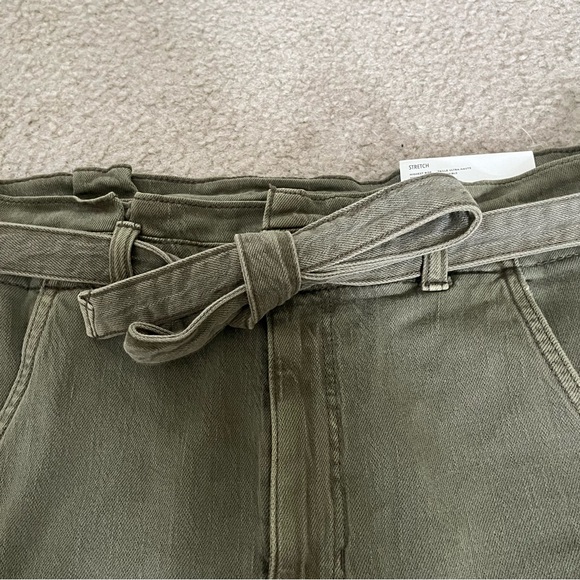 🌴NWT American Eagle Women's Army Green Skirt with Belt Size 12 - Picture 5 of 8
